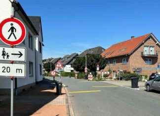 Fußgängerumleitung in Haltern führt in Baustelle: RN+ Schildbürgerstreich news-07082024-103308