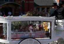 Trauerfeier für Southport-Opfer: Abschied von einem geliebten Menschen news-12082024-173002