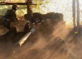 Zerstörung einer wichtigen Brücke durch Kiews Luftwaffe im russisch-ukrainischen Krieg news-17082024-115618