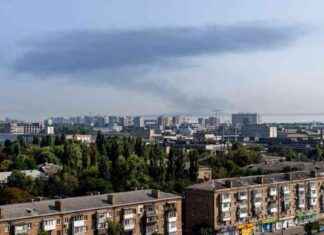 Russland greift ukrainisches Stromnetz an: Raketenangriff und Auswirkungen news-26082024-121711