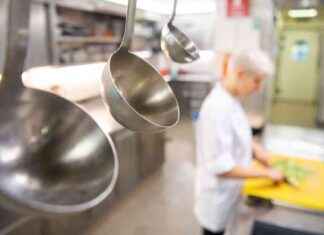 Armut bei Studierenden und Auszubildenden: Bildung als Armutsrisiko news-28082024-123250