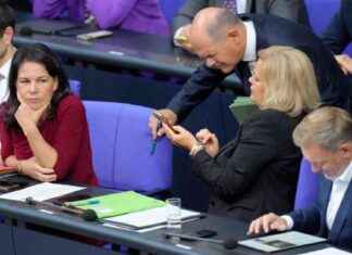 Die Flüchtlingspolitik in Deutschland: An Merkels Linie festhalten news-12092024-213541