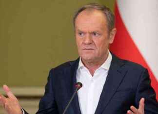 Polnischer Regierungschef Tusk plant Aussetzung des Asylrechts news-12102024-173905