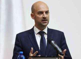 Frankreichs Außenminister unterstützt Selenskyj-Plan: Ukraine Liveblog news-19102024-164234