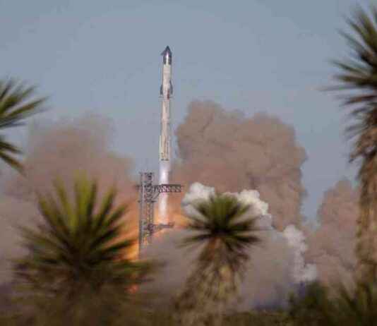 Fehlgeschlagener Testflug: Starship-Rakete explodiert fehlgeschlagener-testflug-starship-rakete-explodiert