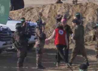 Neue Geiseln sicher an das Rote Kreuz übergeben neue-geiseln-sicher-an-das-rote-kreuz-bergeben