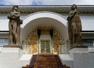 Aufstellungen Teilnehmer Darmstadt Gegen Köln: Wer Siegt Heute?