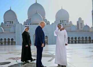 Trump spielt Golf bei erster Auslandsreise trump-spielt-golf-bei-erster-auslandsreise